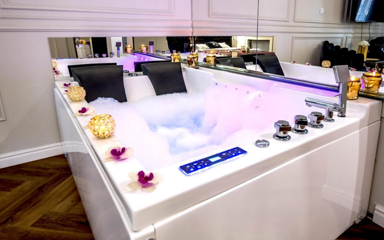 Luxury Jacuzzi Apartment Krakau Buitenkant foto
